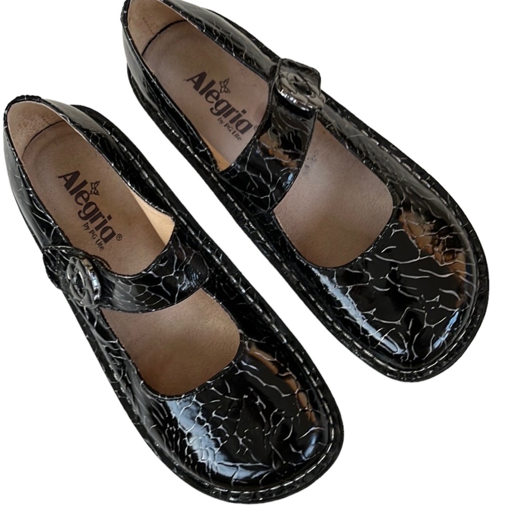 EUC Alegria Leather Mary Janes